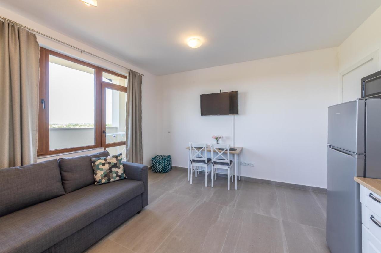 Lighthouse Golf Resort Private Properties Baltsjik Buitenkant foto